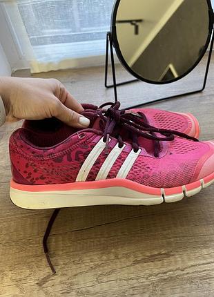 Кроссовки  adidas