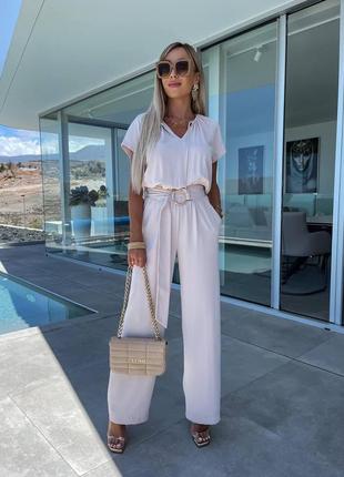 Женский стильный костюм