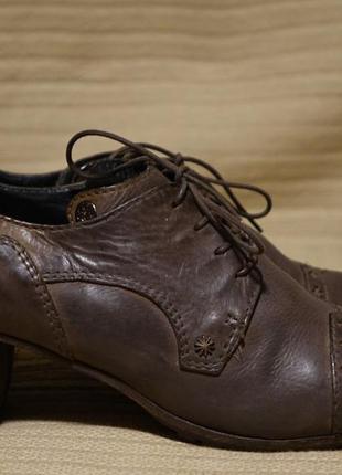 Истинно ремесленная обувь- изящные темно-коричневые кожаные туфли 41 р