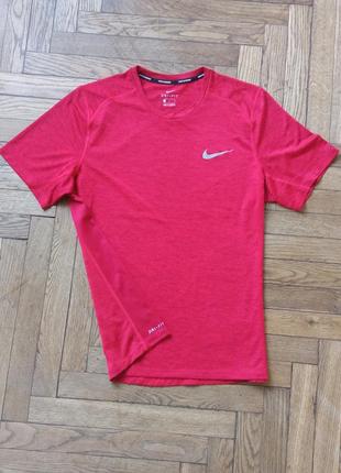 Чоловіча спортивна футболка nike running dri-fit training