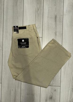 Світлі вінтажні чоловічі джинси