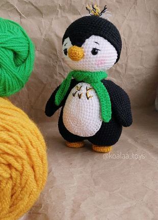 В'язана іграшка пінгвін2 фото