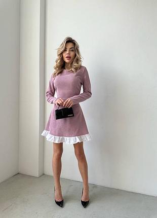 Вельветова сукня міні з рукавами з котоновими білими рюшками на подолі плаття чорна бежева рожева блакитна фіолетова вільна весняна трендова стильна