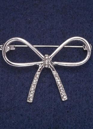 Брошь бант с белыми стразами