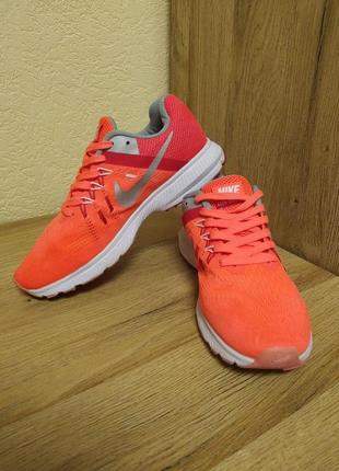 Кроссовки nike wmns zoom winflo 22 фото