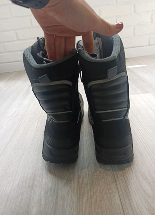 Нові шкіряні високі черевики2 фото