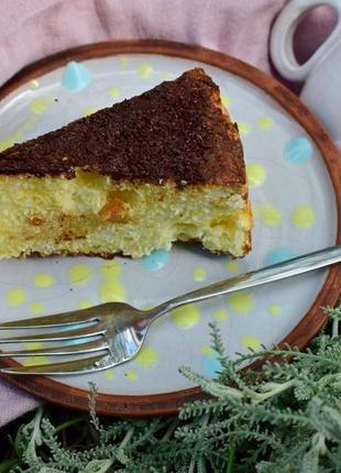 Керамическое блюдце с сине желтыми точками