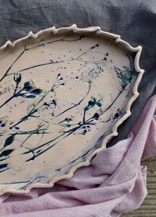 Exclusive ceramic plate with prints of real plants.2 фото