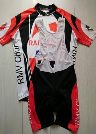 Велокостюм велошорты на лямках и велофутболка