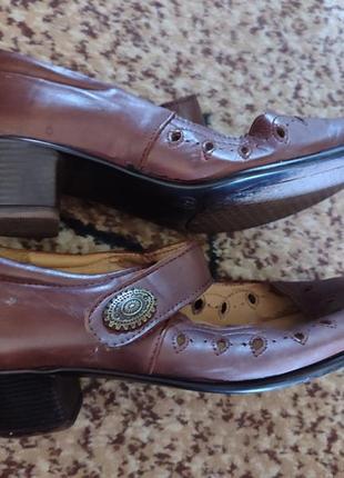 Туфлі коричневі на липучці loretta4 фото