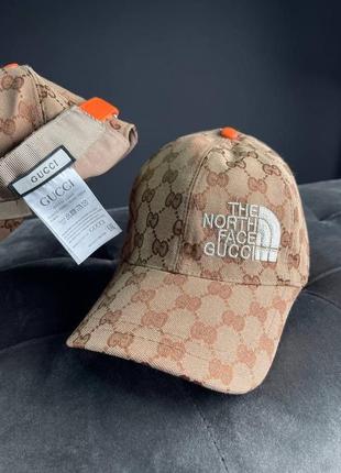 Бейсболка the north face x gucci