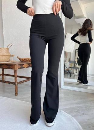 Стильні топові штани - брюки кльош, чорного кольору