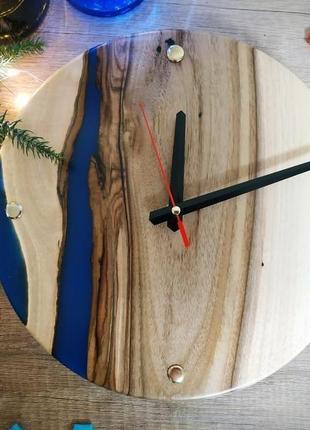 Часы из дерева синяя река1 фото