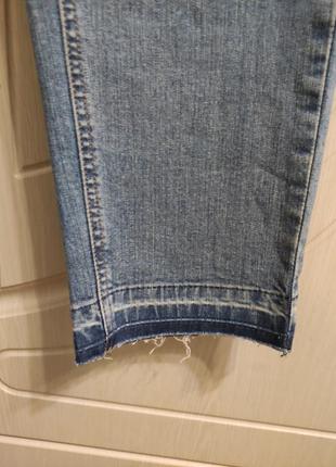 Женские джинсы зауженные к низу р.52/eur443 фото