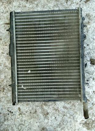 Радиатор охлаждения peugeot partner 2.0hdi