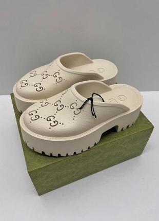 Сабо, мюлі, капці gucci