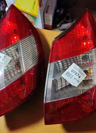 Фонарь стоп задний правий renault scenic 2 8200493375 110459112 новий 09925