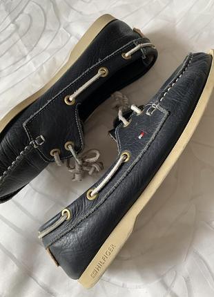 Мокасины кожаные топсайдеры от томми 38р