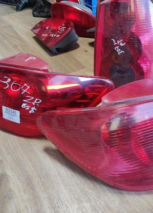 Фонарь стоп задний правий peugeot 307 хатчбек lift 05938