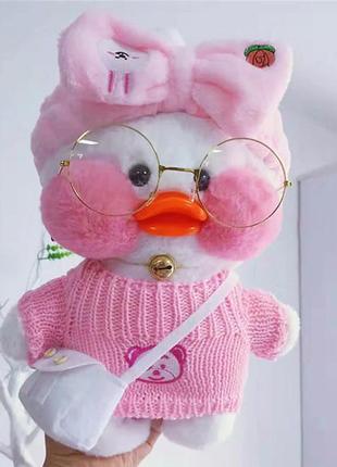 Плюшева качка лалафанфан resteq у рожевому костюмі з бантиком 30 см. плюшева м`яка іграшка качка lalafanfan