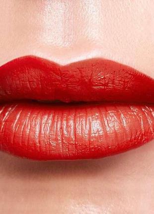 Кремовая губная помада oncolour яркий красный 46603 2,5  гp.3 фото
