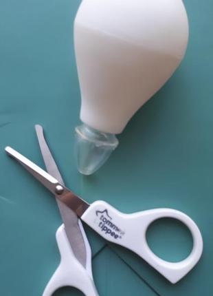 Носовой аспиратор и кусачки для ногтей tomme tippee,великобритания.