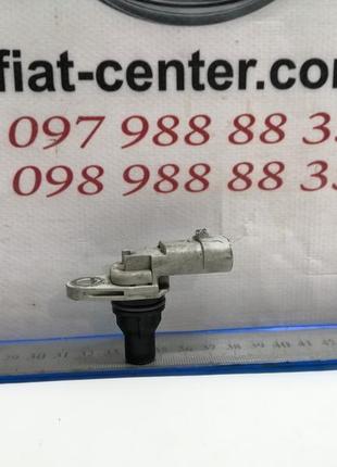 Датчик положення розпредвала 1,3 mjtd. 55216241	fiat doblo
