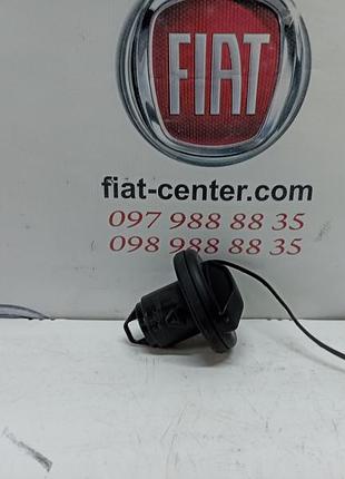Кришка паливного бака 46746613 fiat doblo