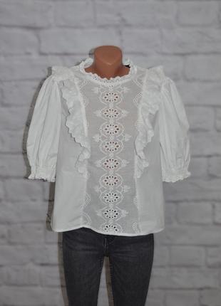 Блуза вільного крою з вишивкою "new look"
