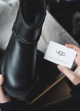 Ugg classic mini black leather женские сапоги угги из кожи2 фото