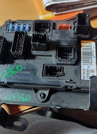 Блок запобіжників peugeot citroen s180085004e 07360