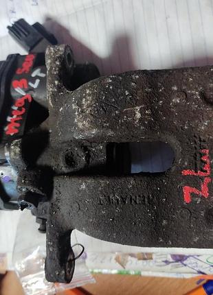 Суппорт задний правий renault megane 3 scenic 3 440106337r 07605