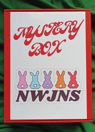 Mystery box new jeans k-pop