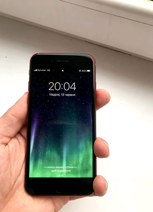 Iphone 8 red