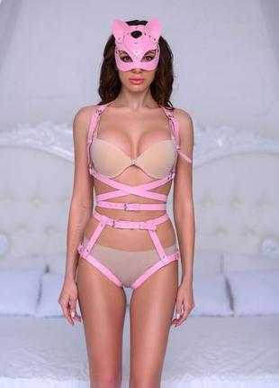 Розовый комплект портупея гартеры и маска на все тело из кожи 116rm