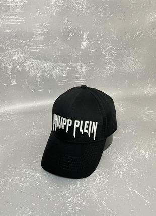 Черная кепка с вышивкой philipp plein