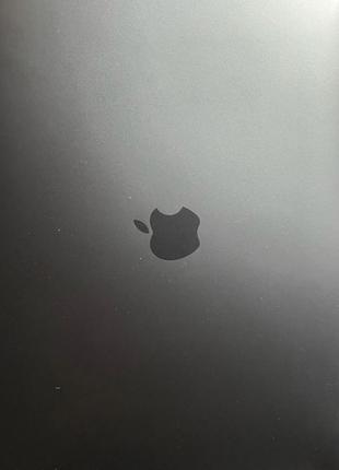 Apple new macbook air m1 13.3" 256gb