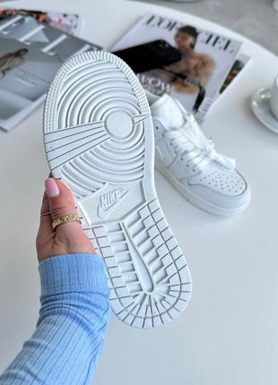 Жіночі кросівки nike jordan low white9 фото