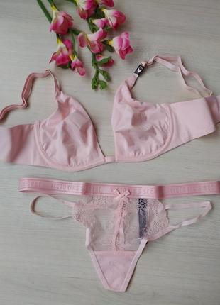 Нежный комплект лиф и трусики виктория сикрет victoria's secret