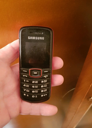 Samsung e1080w