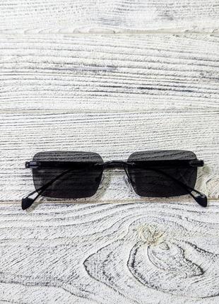 Сонцезахисні окуляри унісекс, прямокутні, чорні в металевій оправі (без брендових)6 фото