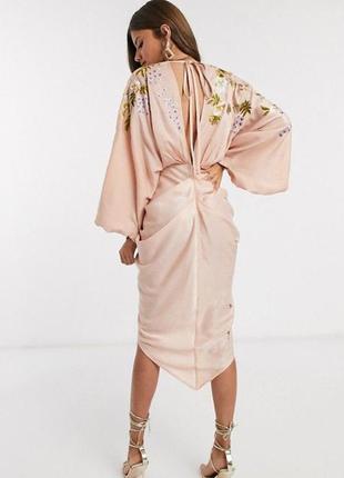 Распродажа платье asos миди кимоно с полуоткрытой спиной и вышивкой4 фото