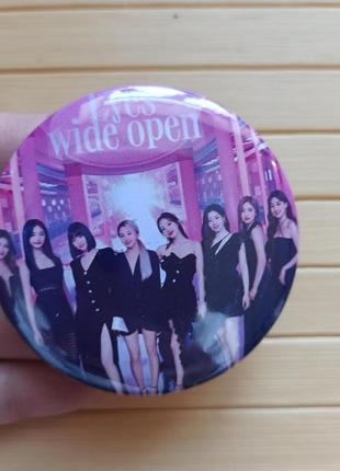 Значок твайс twice 5,6 см