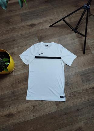 Nike футболка спортивна найк1 фото