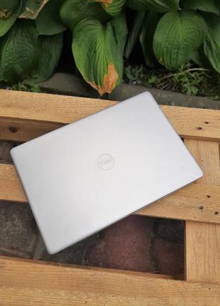 Ноутбук dell vostro 5370 \ full hd \ i5-8250u  \ ram 8 gb \ ssd 240 gb