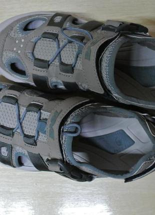 Жіночі спортивні трекінгові сандалі teva omnium води4 фото
