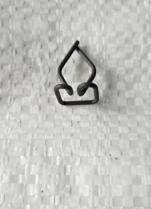 Скрепка сидіння іж 1шт