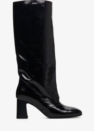 Чоботи-труби з широкими халявами чорні estro