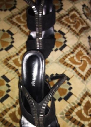 Взуття жіноче б/у