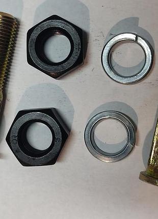 Шпильки кришки мосту урал